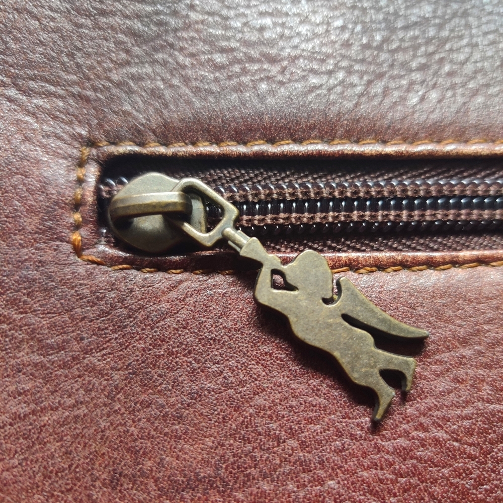 💗SOLD💗🦋VINTAGE American Angel Lace Up Leather Satchel - Picture 7 of 11